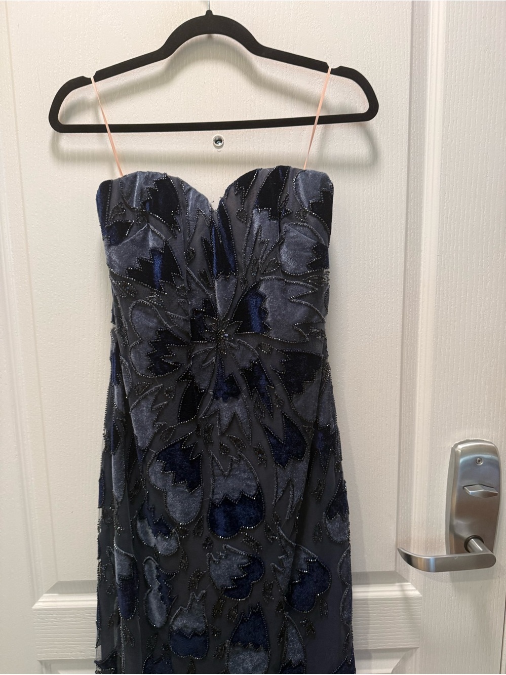 Helsi Sasha Floral Strapless Maxi Dress in Demin Blue Size XS Preloved - Picture 7 of 10
